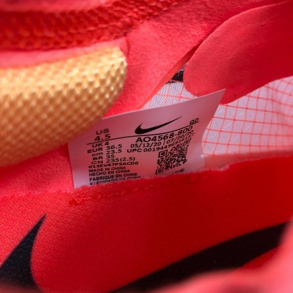 Nike ZoomX VaporFly Next% Athletic Running Shoes - Picture 8 of 8